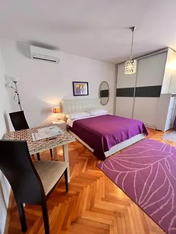 Apartments Gassner Split Guest house